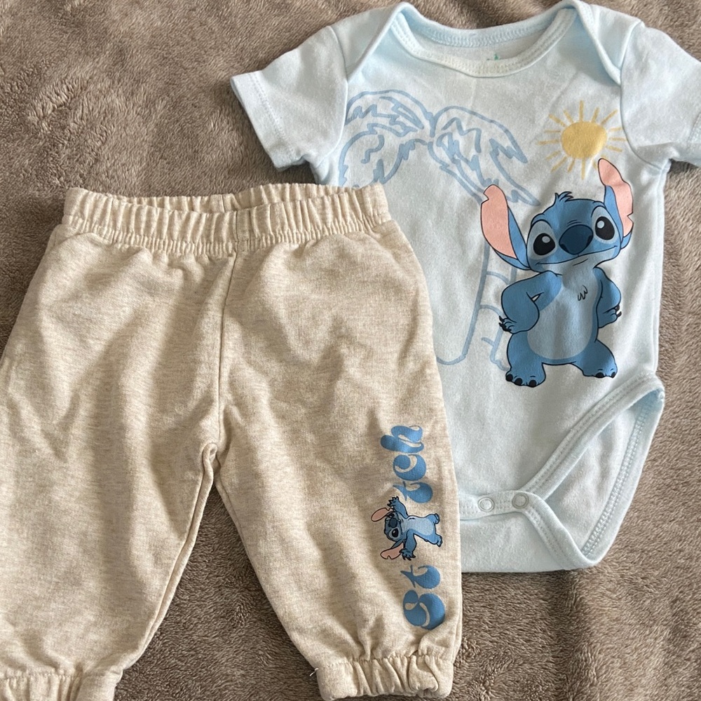 Disney Baby Blue & Cream Lilo & Stitch Two-Piece Set